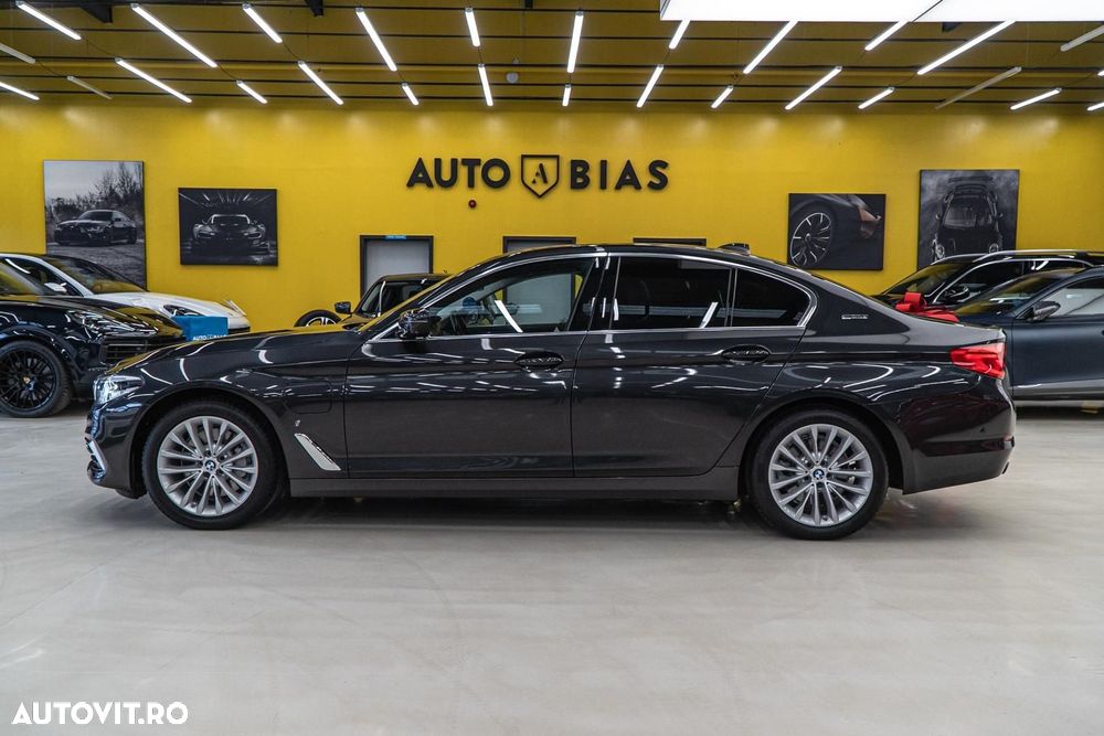 BMW Seria 5 530e iPerformance Aut. Luxury Line - 23
