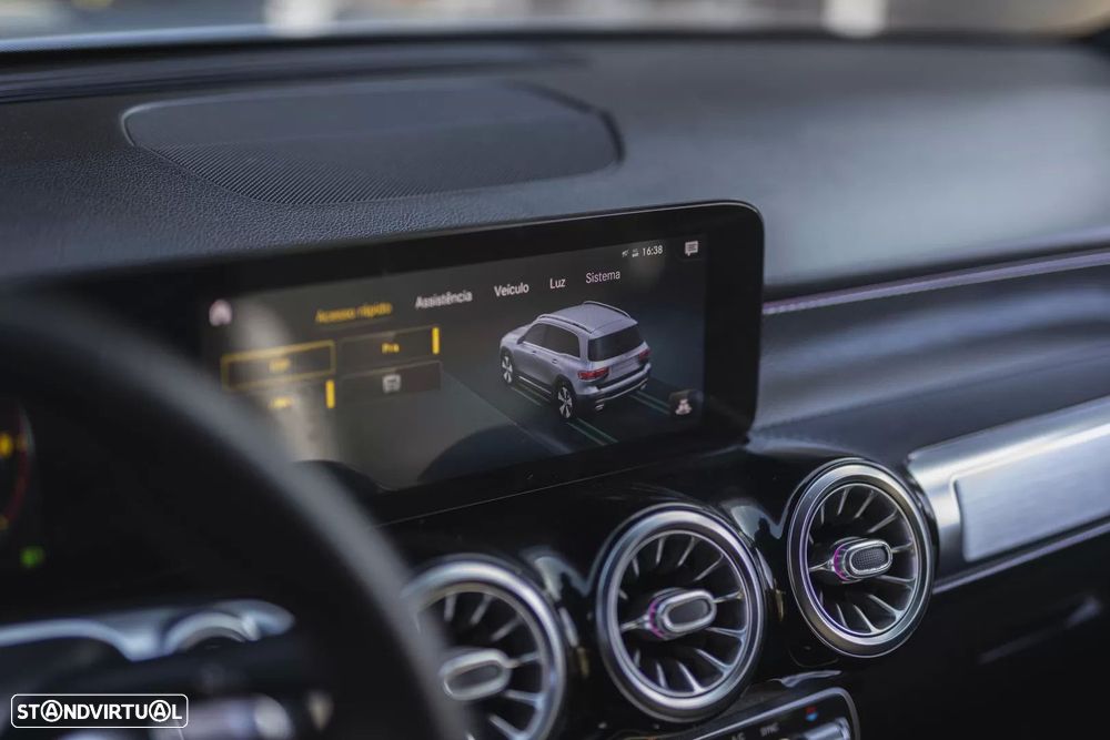 Mercedes-Benz GLB 180 d AMG Line - 16