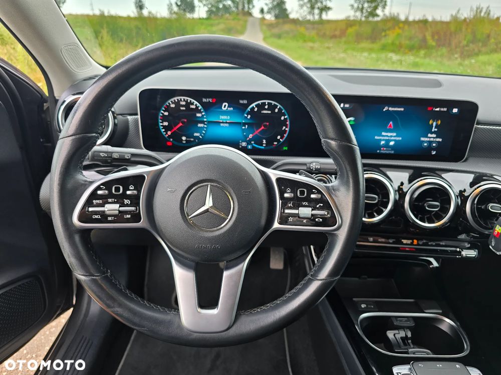 Mercedes-Benz Klasa A 220 7G-DCT Style - 12