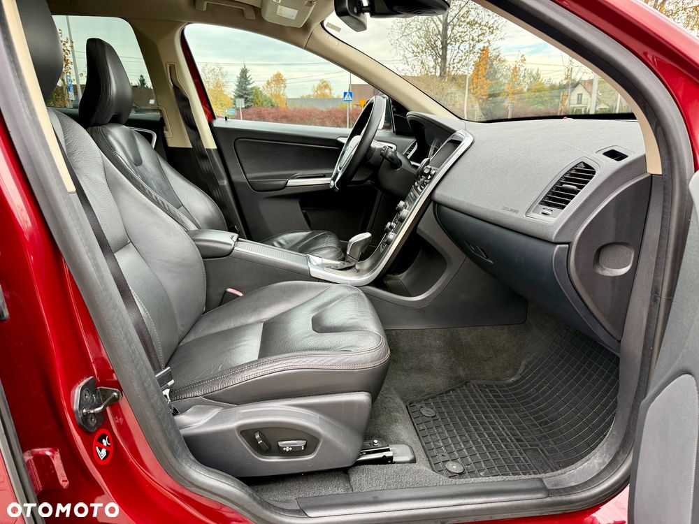Volvo XC 60 - 31