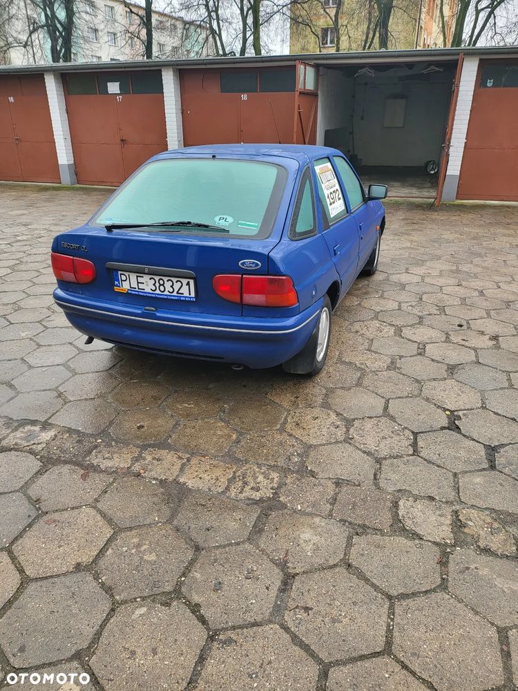 Ford Escort - 4