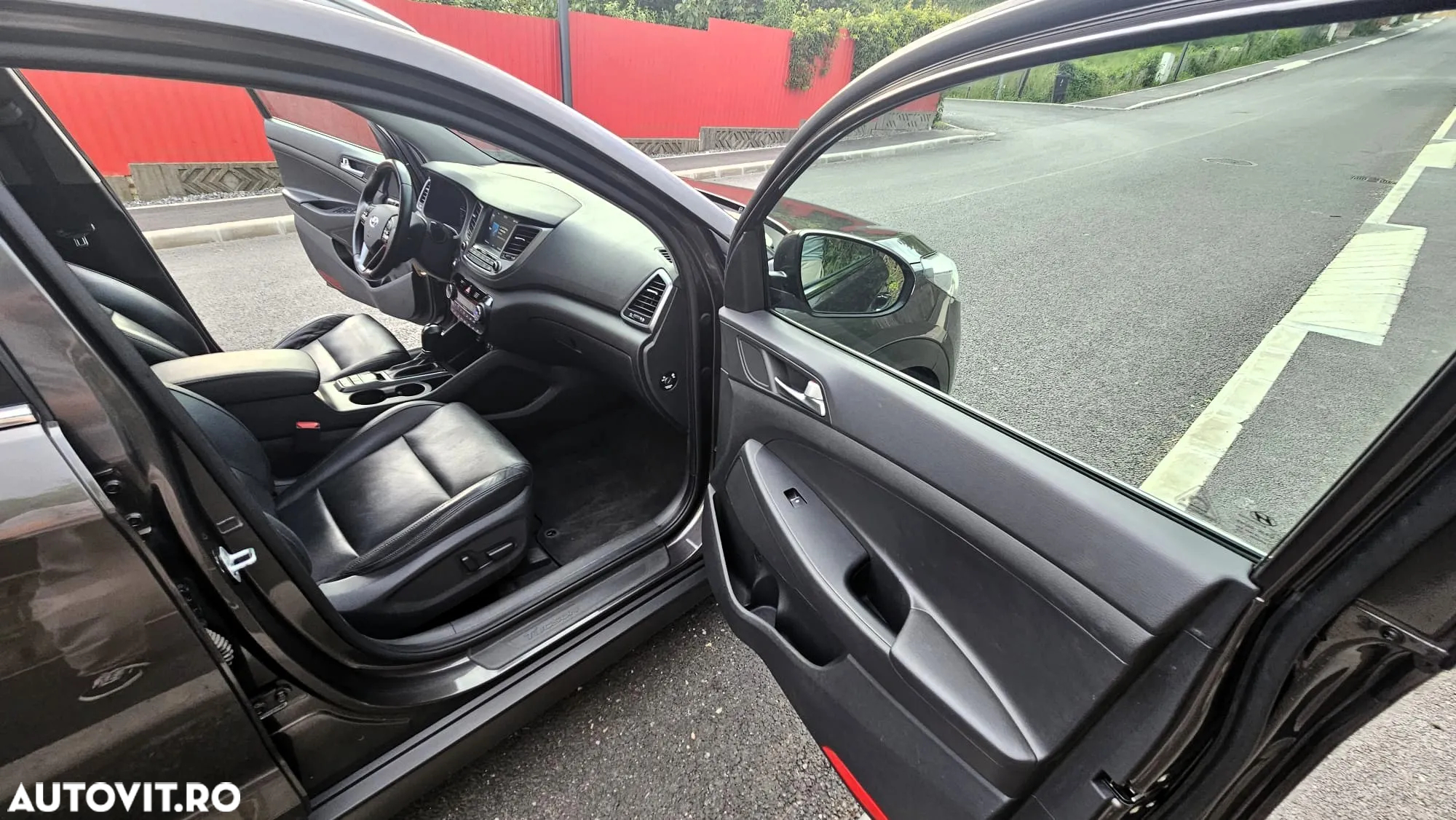 Hyundai Tucson 2.0 CRDI 4WD 6AT Premium+ - 13