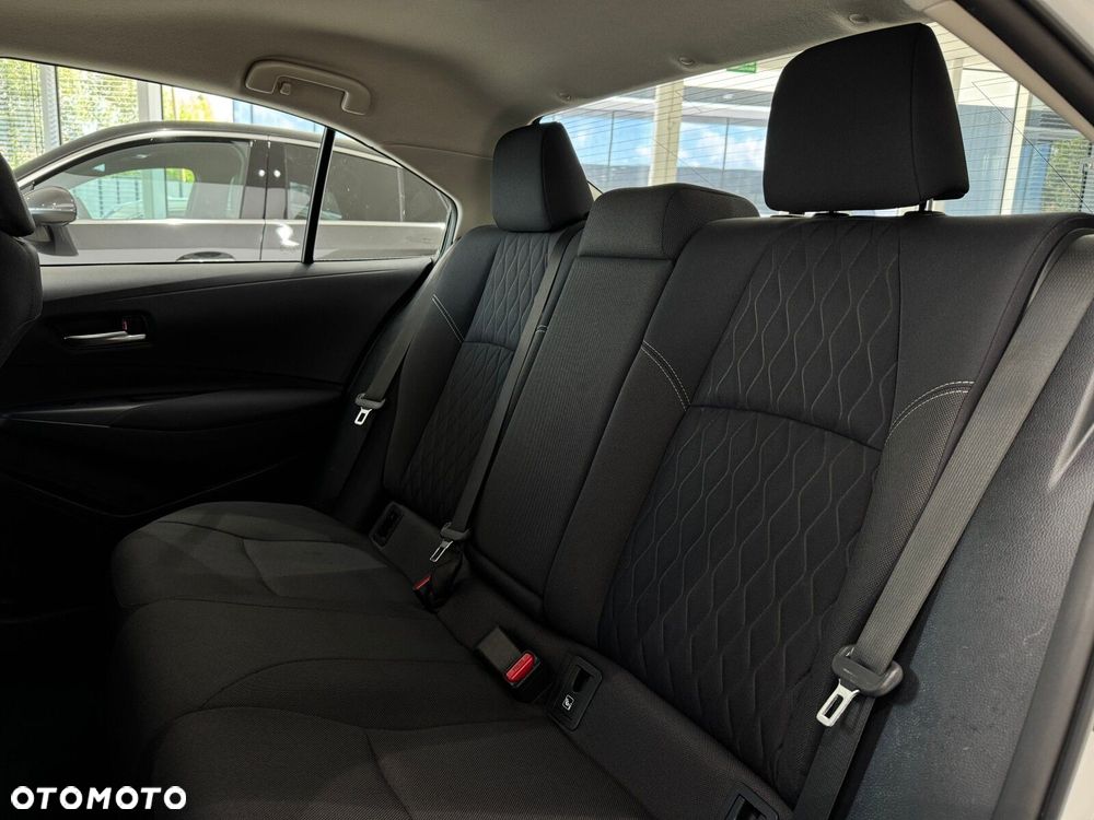 Toyota Corolla - 11
