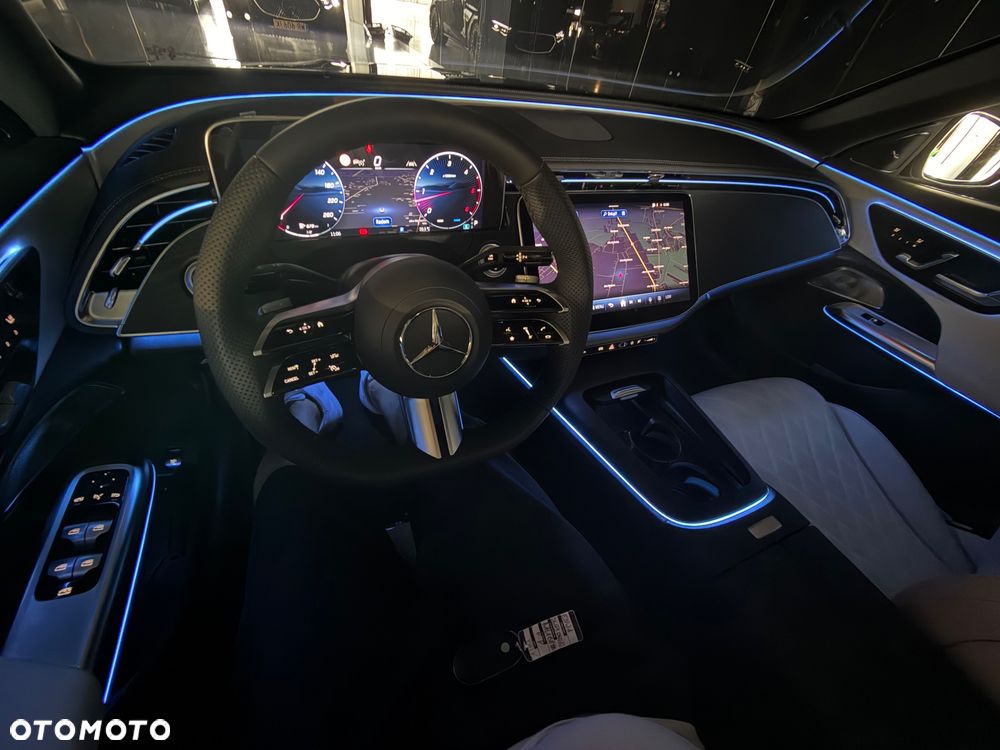 Mercedes-Benz Klasa E 220 d mHEV Exclusive 9G-Tronic - 8