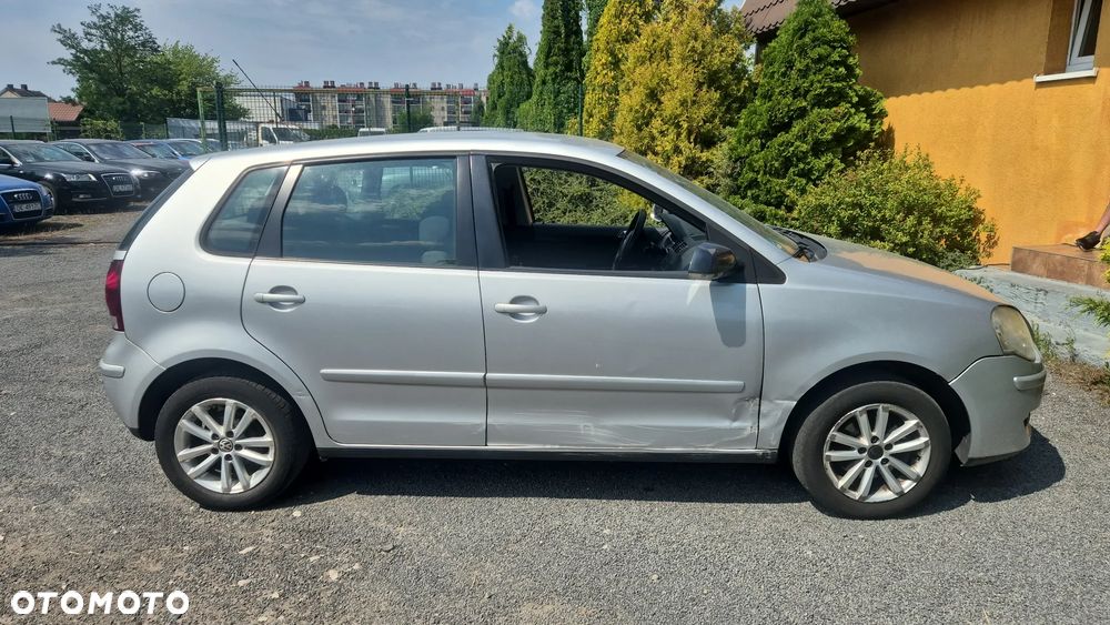 Volkswagen Polo 1.2 Comfortline - 4