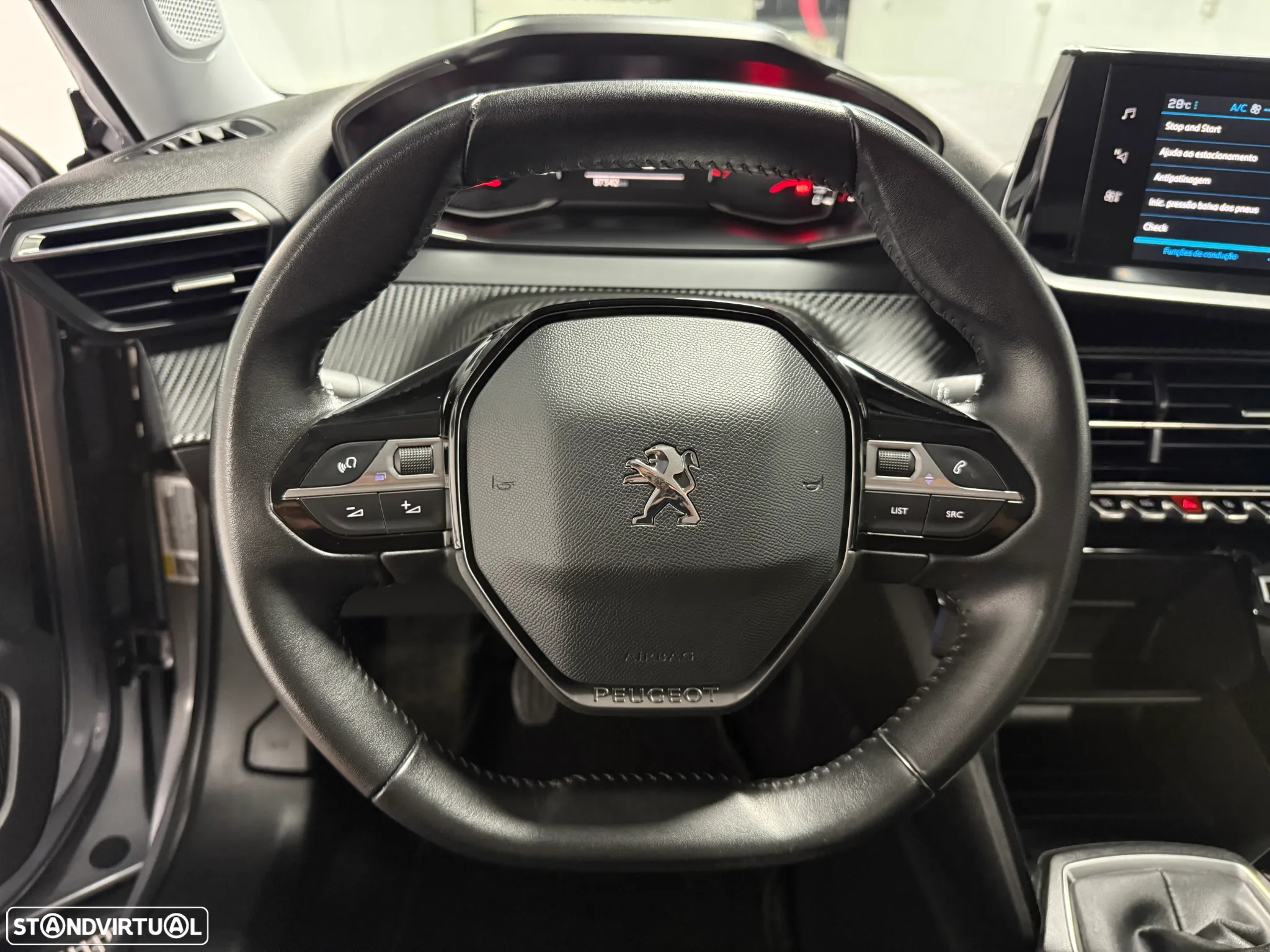 Peugeot 2008 1.2 PureTech Active Pack - 14