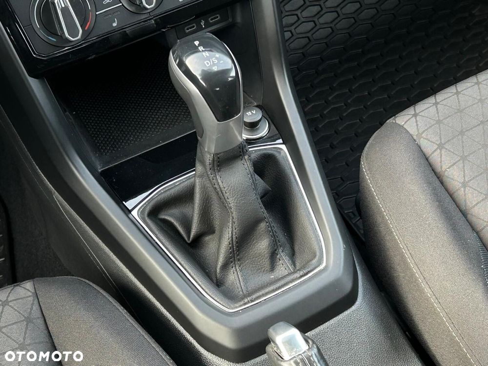 Volkswagen T-Cross 1.0 TSI Life DSG - 23