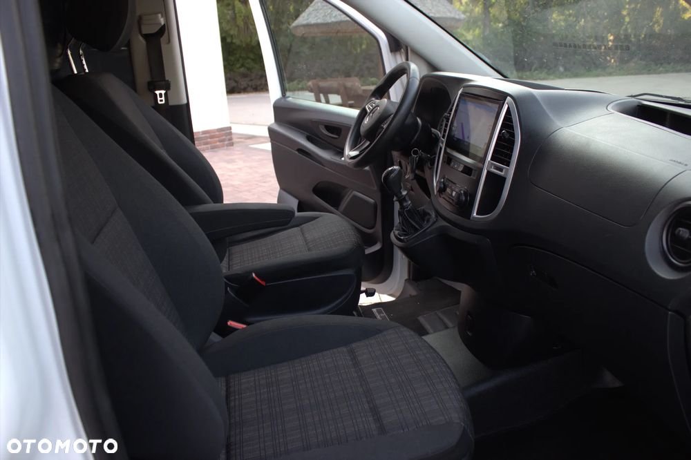 Mercedes-Benz VITO - 22