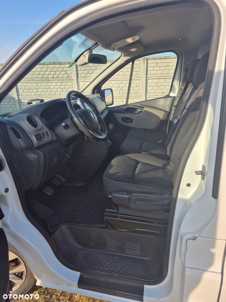 Renault Trafic - 9