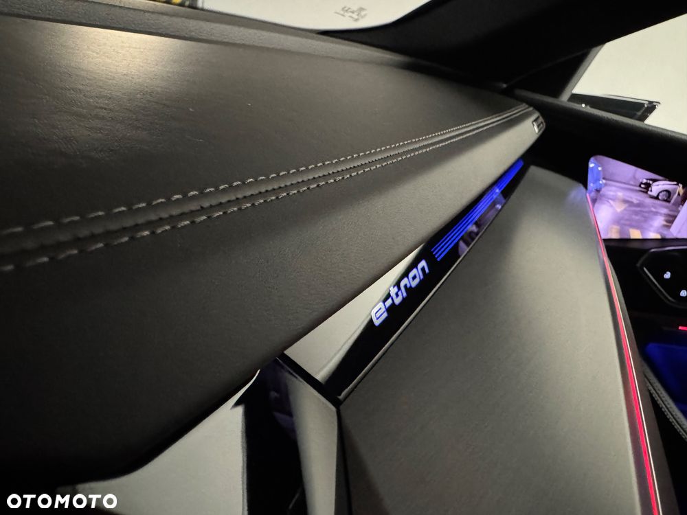 Audi e-tron 55 Quattro S line - 29