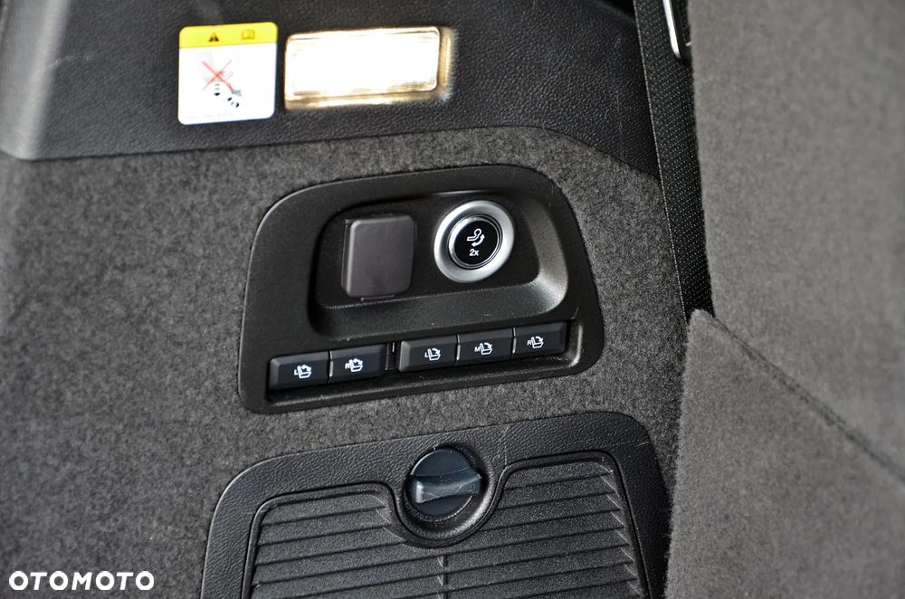 Ford Galaxy 2.0 EcoBlue V-Line - 29