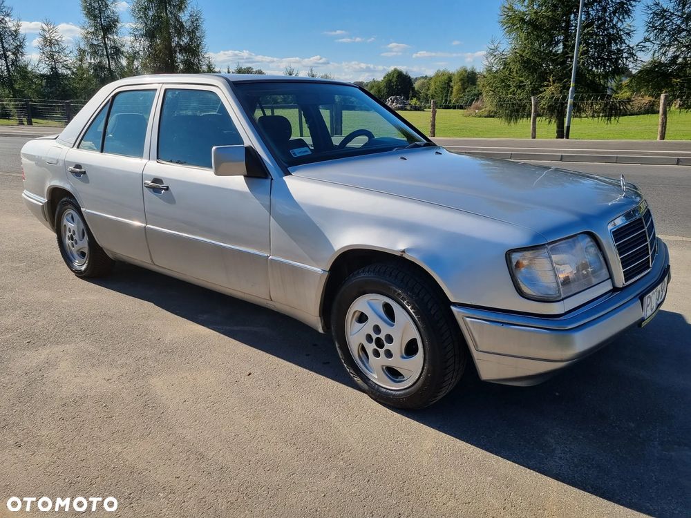 Mercedes-Benz Klasa E 200 D - 5