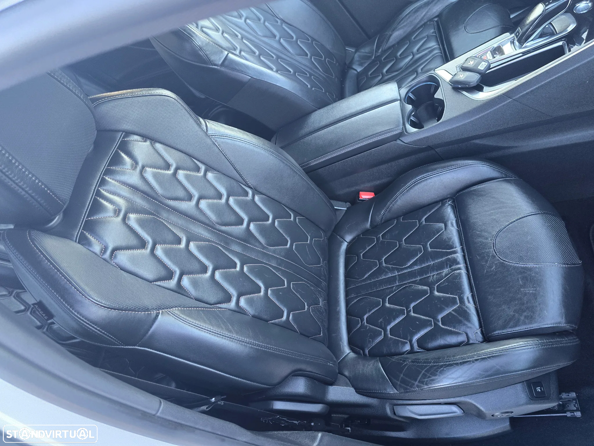 Peugeot 5008 1.5 BlueHDi GT Line EAT8 - 13