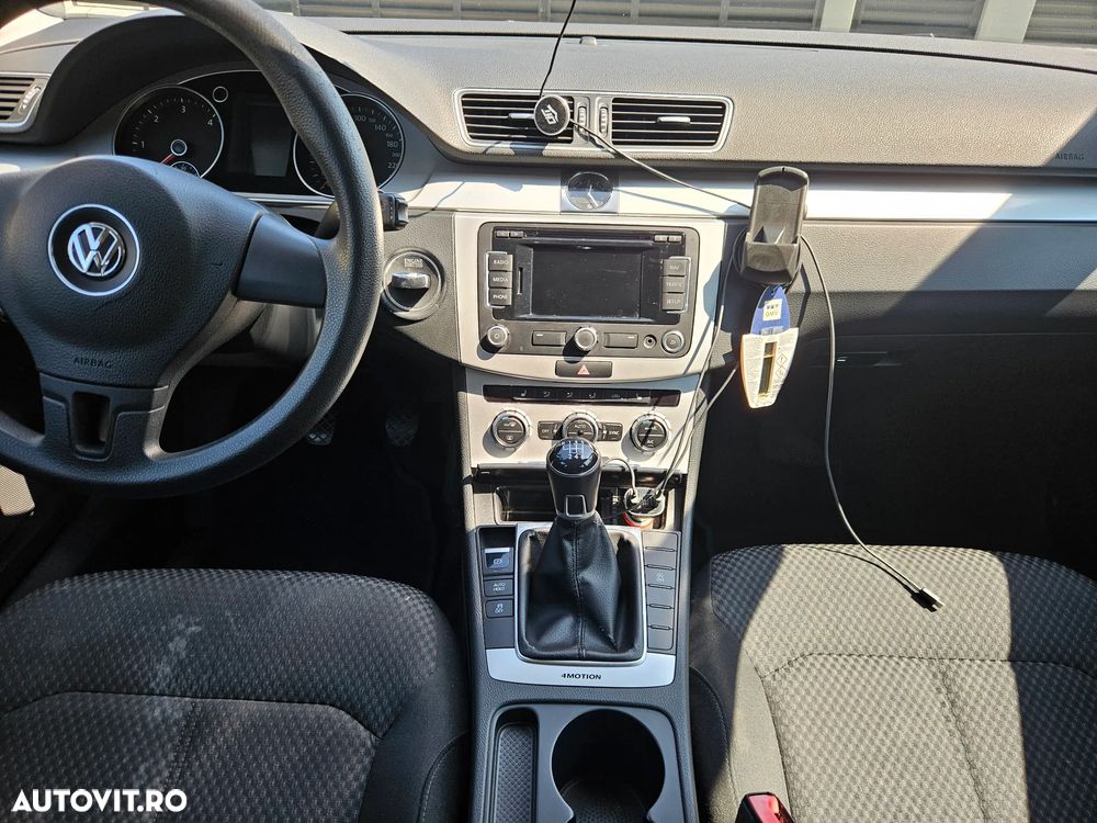 Volkswagen Passat 2.0 TDI 4Motion BlueMotion Technol. Comfortline - 6