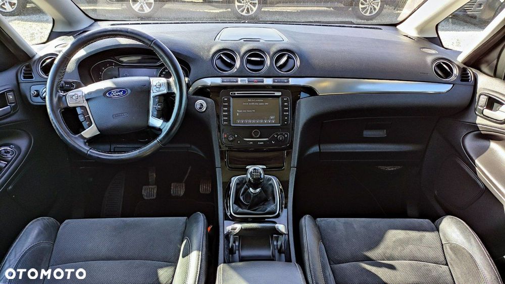 Ford S-Max - 7