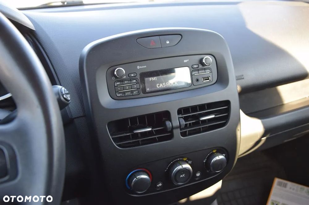 Renault Clio 1.5 dCi Alize - 12