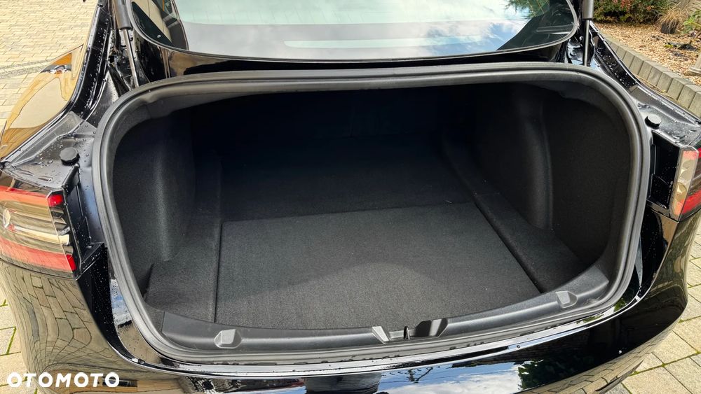 Tesla Model 3 Langstreckenbatterie Allradantrieb Dual Motor - 25