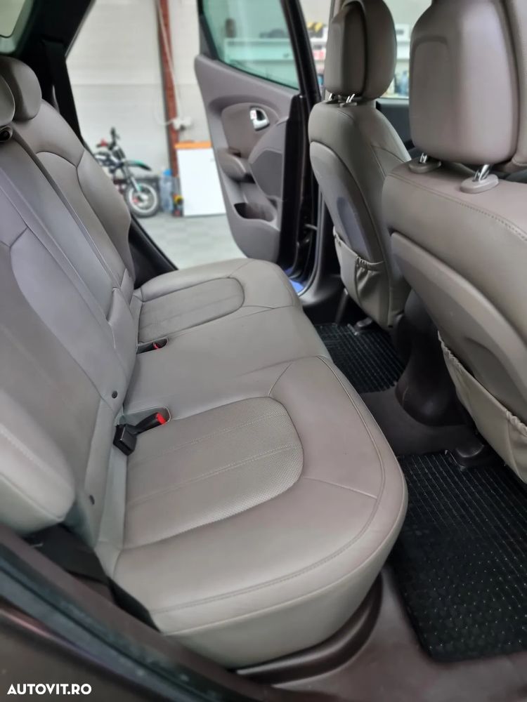 Hyundai ix35 - 15