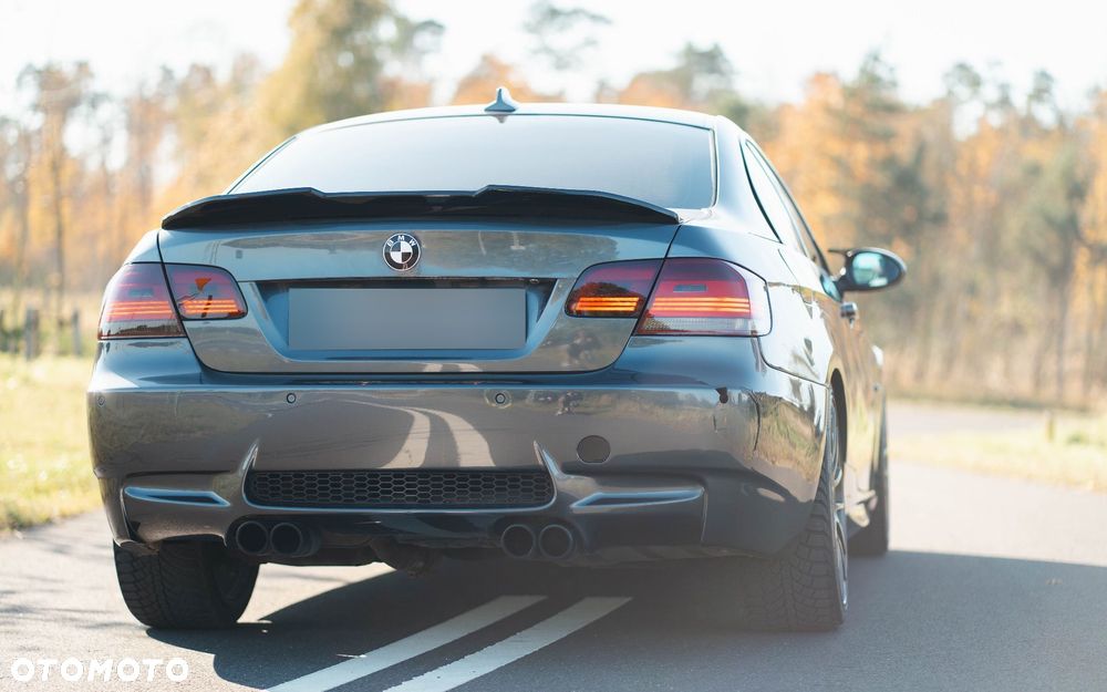 BMW Seria 3 330i xDrive - 13