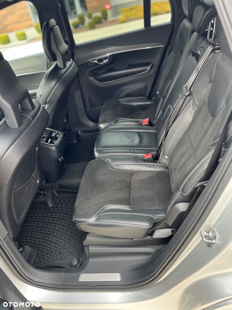 Volvo XC 90 D5 AWD Geartronic RDesign - 10