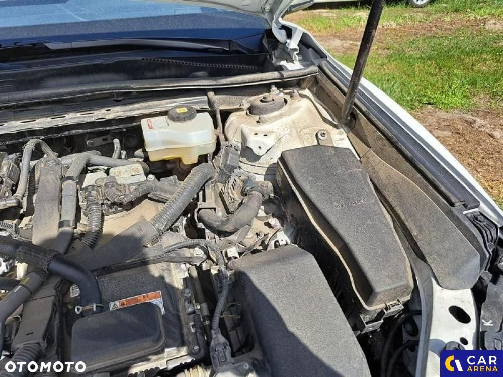Toyota Camry - 22