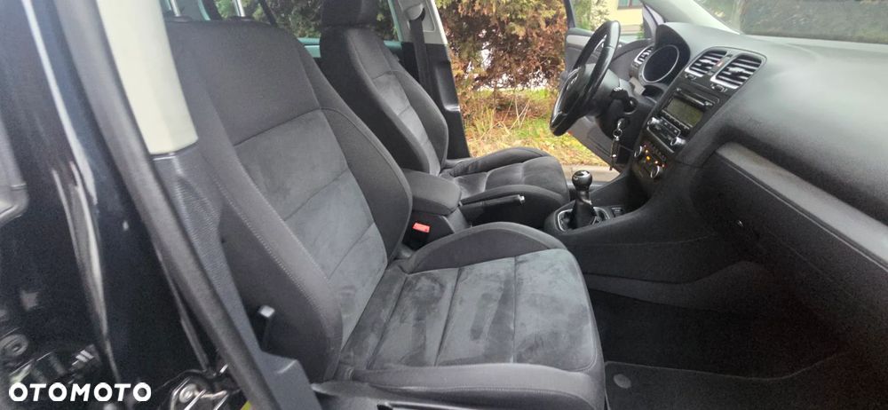 Volkswagen Golf 2.0 TDI DPF Style - 35