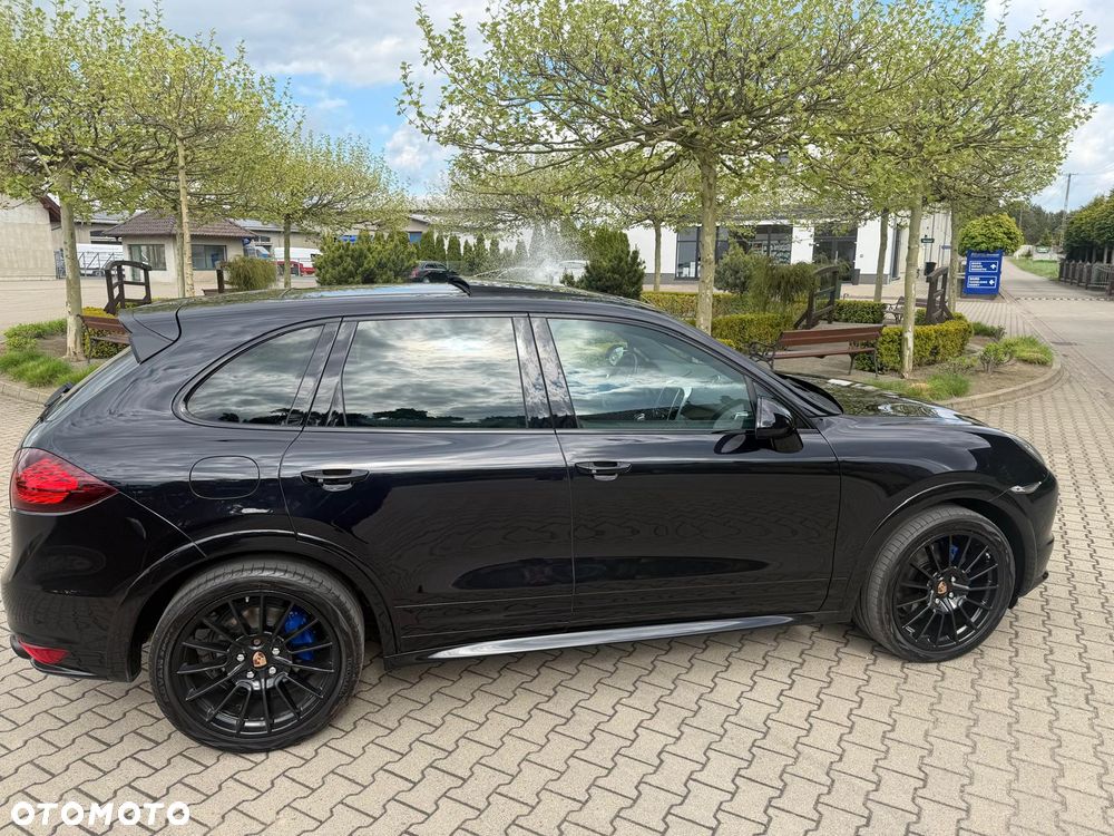 Porsche Cayenne - 11