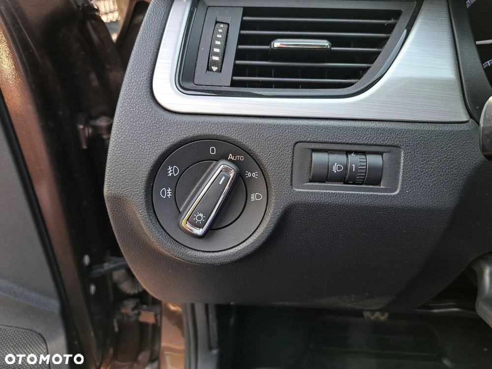 Skoda RAPID 1.0 TSI Ambition - 20