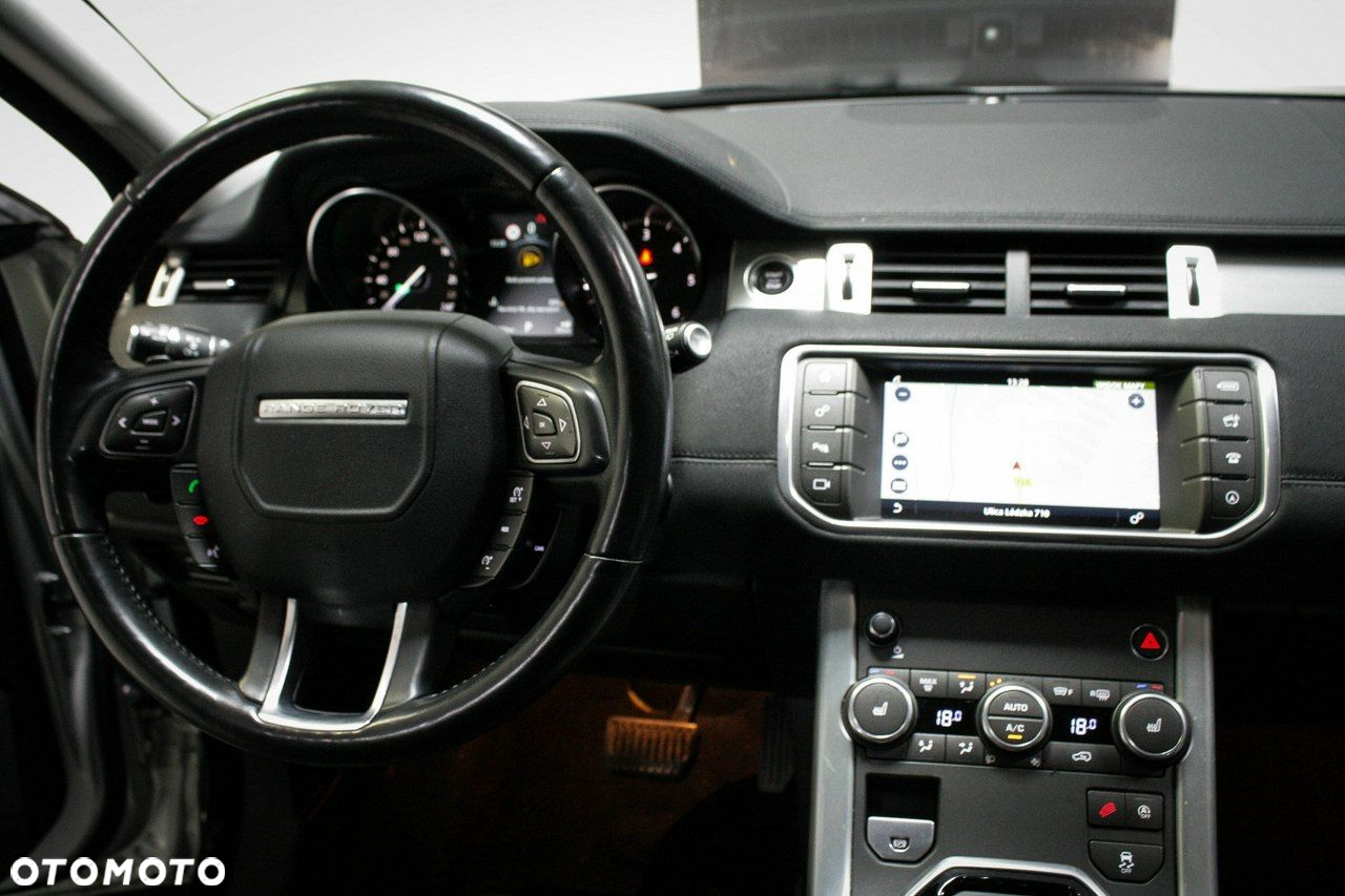 Land Rover Range Rover Evoque - 22