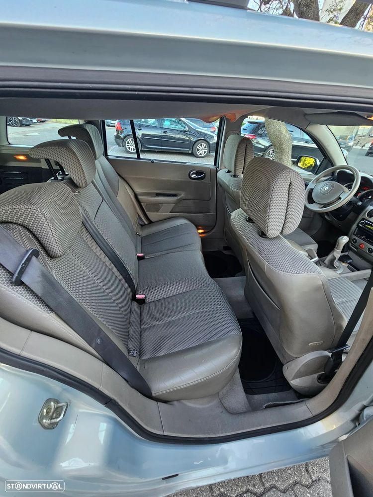 Renault Mégane Break 1.9 dTi Authentic - 3