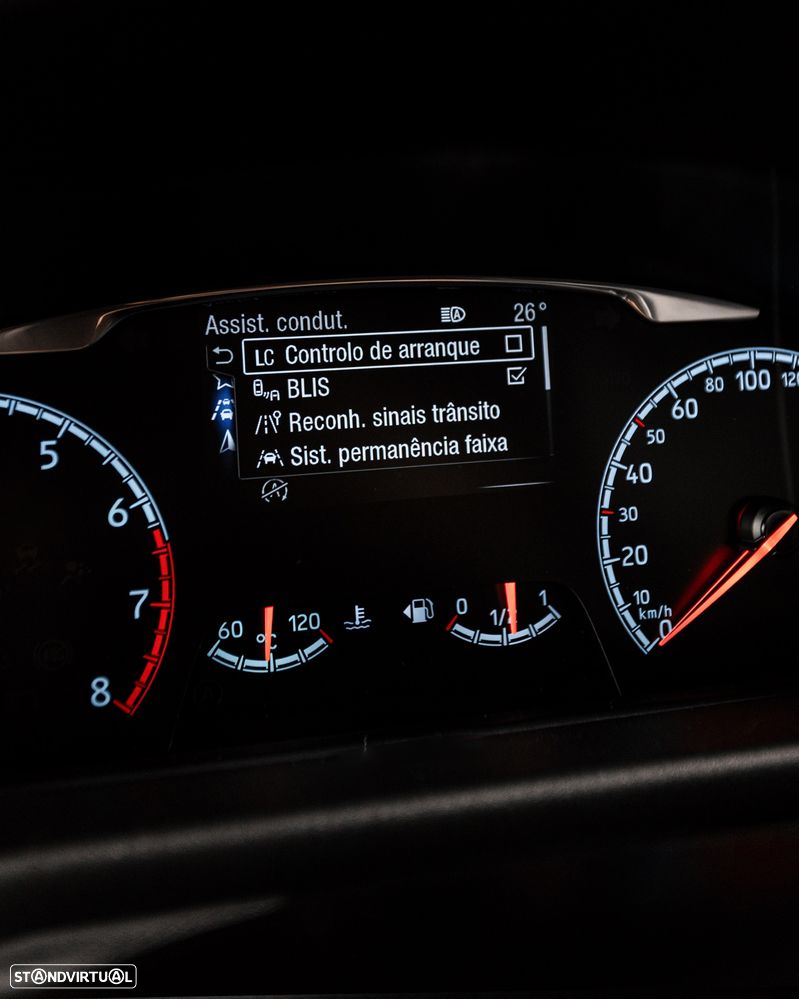 Ford Fiesta 1.5 EcoBoost ST - 32