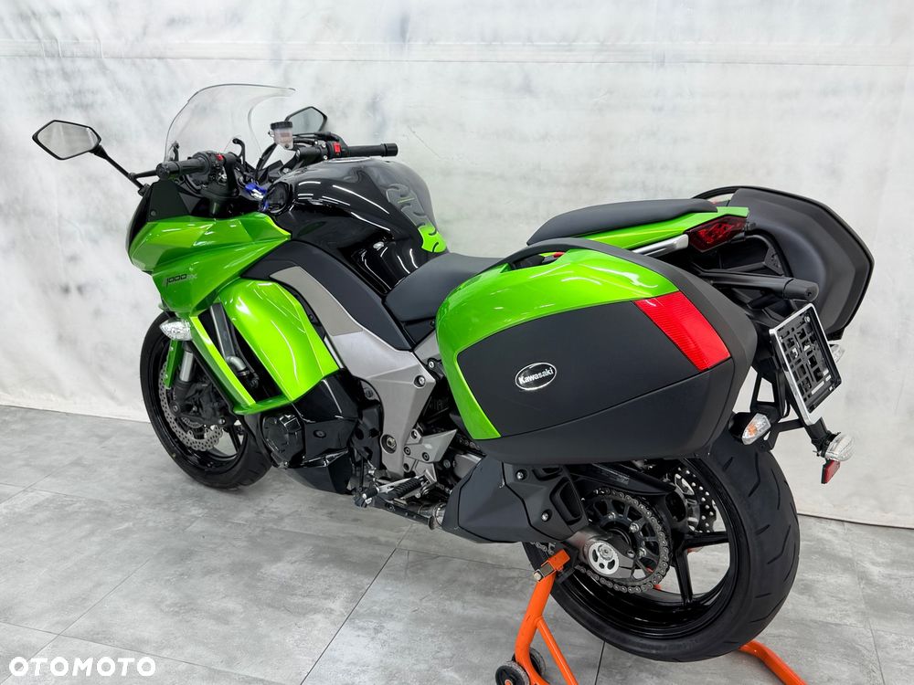 Kawasaki Ninja 1000 SX - 24