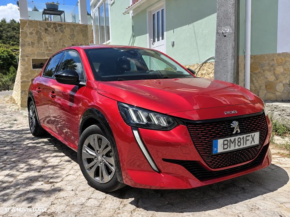 Peugeot 208 - 1