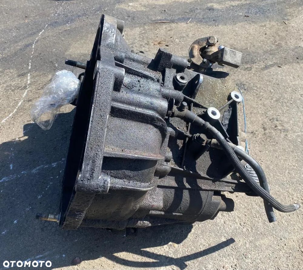 SKRZYNIA BIEGÓW FIAT STILO 1.9 JTD MANUALNA - 2