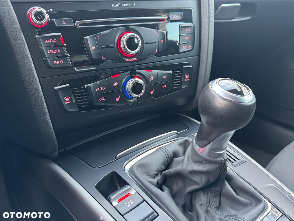 Audi A4 Avant 2.0 TDI - 20