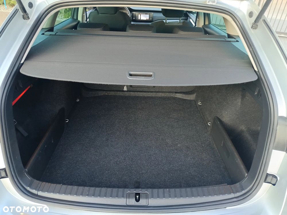 Skoda Octavia 2.0 TDI Ambition - 8