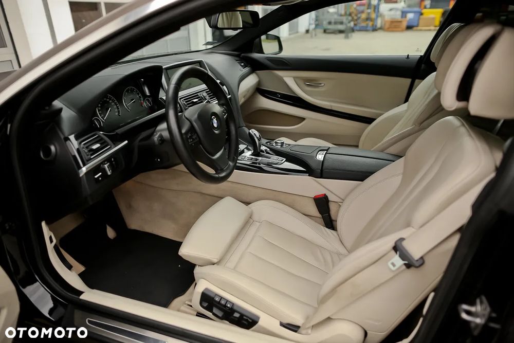 BMW Seria 6 650i xDrive - 16