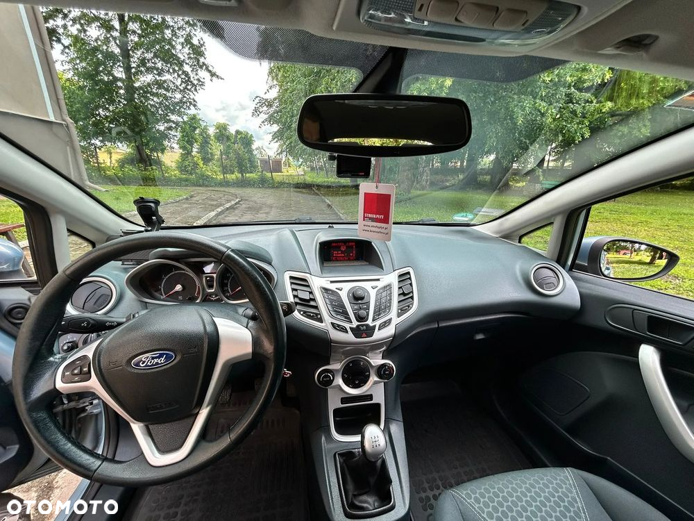 Ford Fiesta 1.4 Titanium - 13