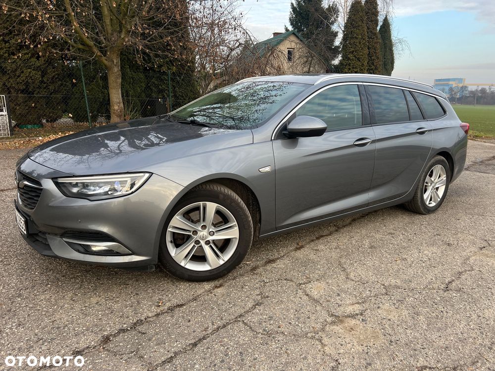 Opel Insignia - 25