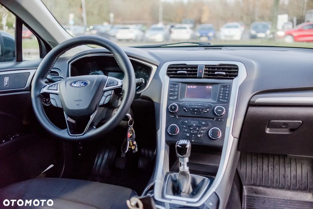 Ford Mondeo 1.5 EcoBoost Titanium - 9