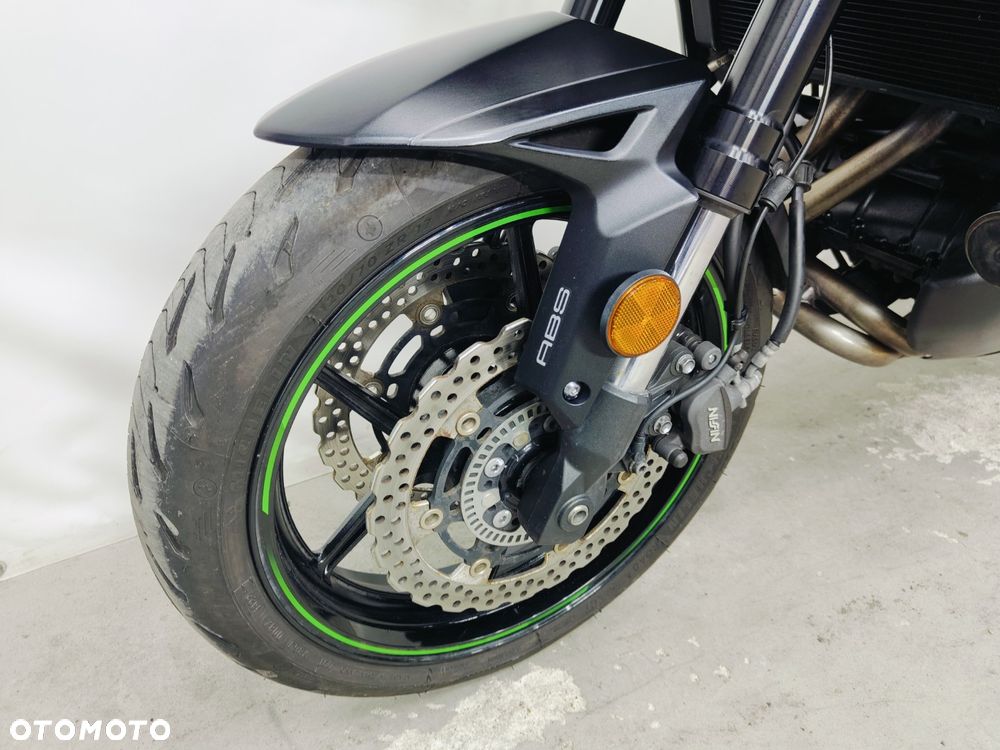 Kawasaki Versys 650 - 21