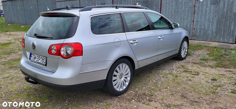Volkswagen Passat 2.0 TDI DPF DSG Highline - 8