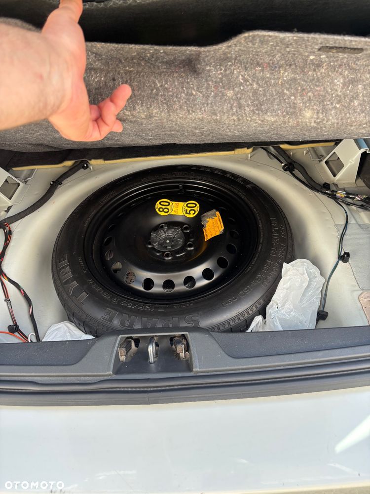 Volvo V70 D2 Summum - 17