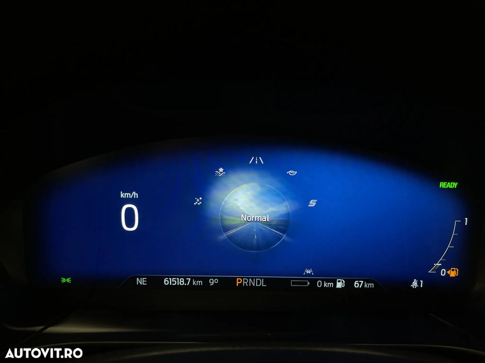 Ford Kuga 2.5 Duratec PHEV ST-LINE - 27