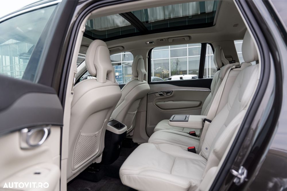 Volvo XC 90 D5 AWD Geartronic Inscription - 7
