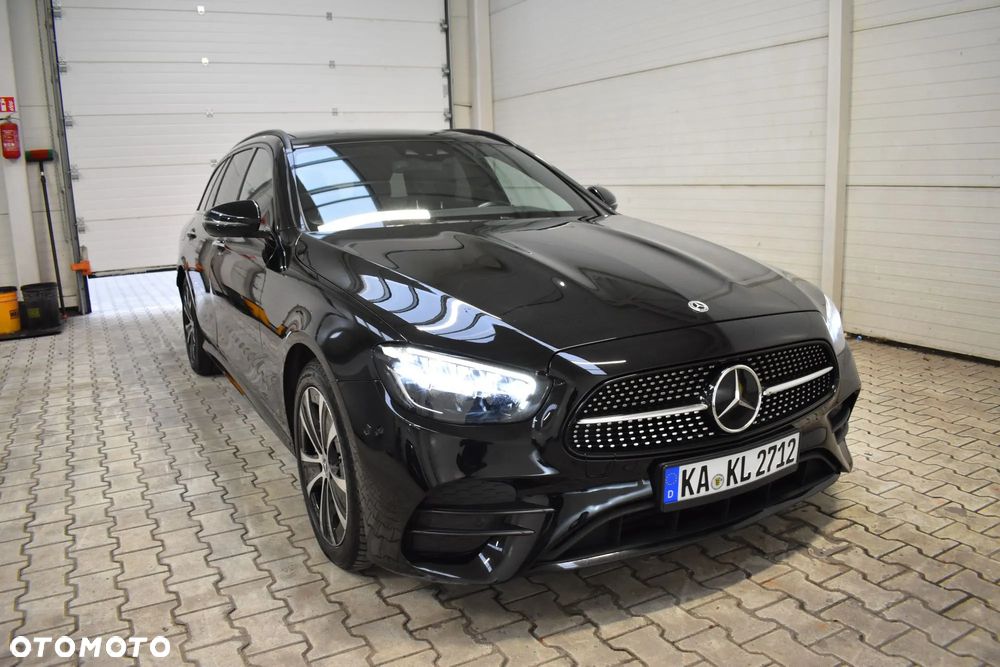 Mercedes-Benz Klasa E 300 de 9G-TRONIC AMG Line - 4