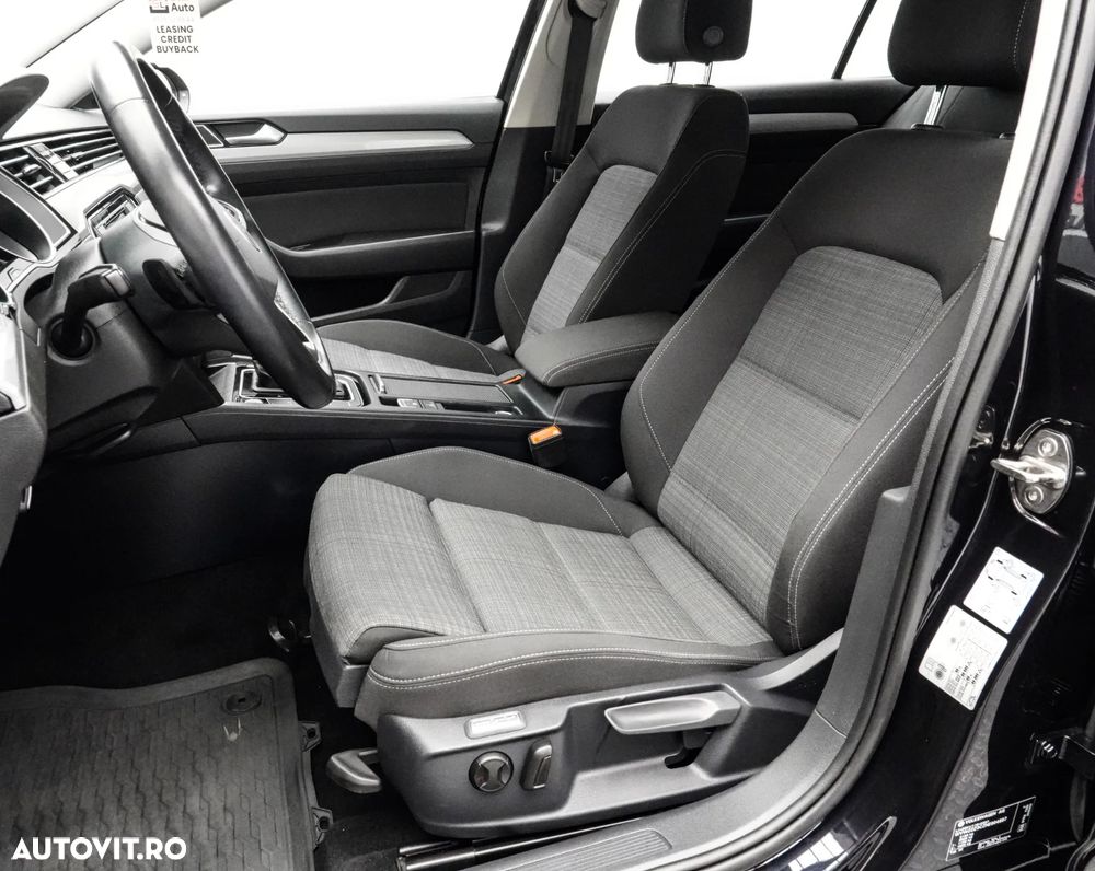 Volkswagen Passat 2.0 TDI DSG Comfortline - 13