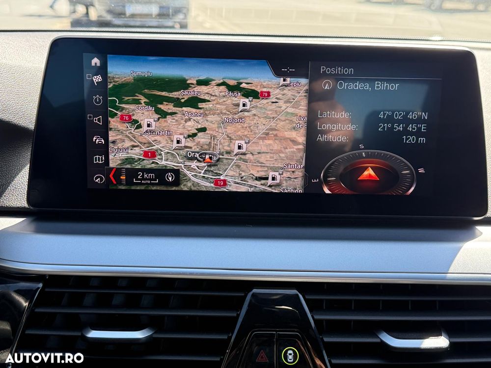 BMW Seria 5 520d Sport Line - 19