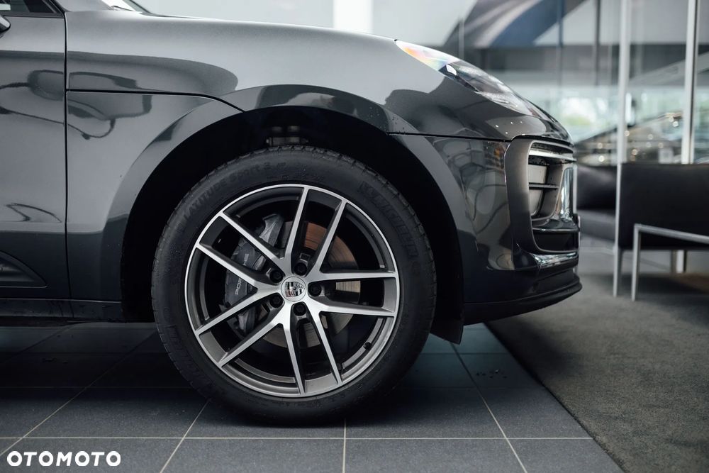Porsche Macan Standard - 32
