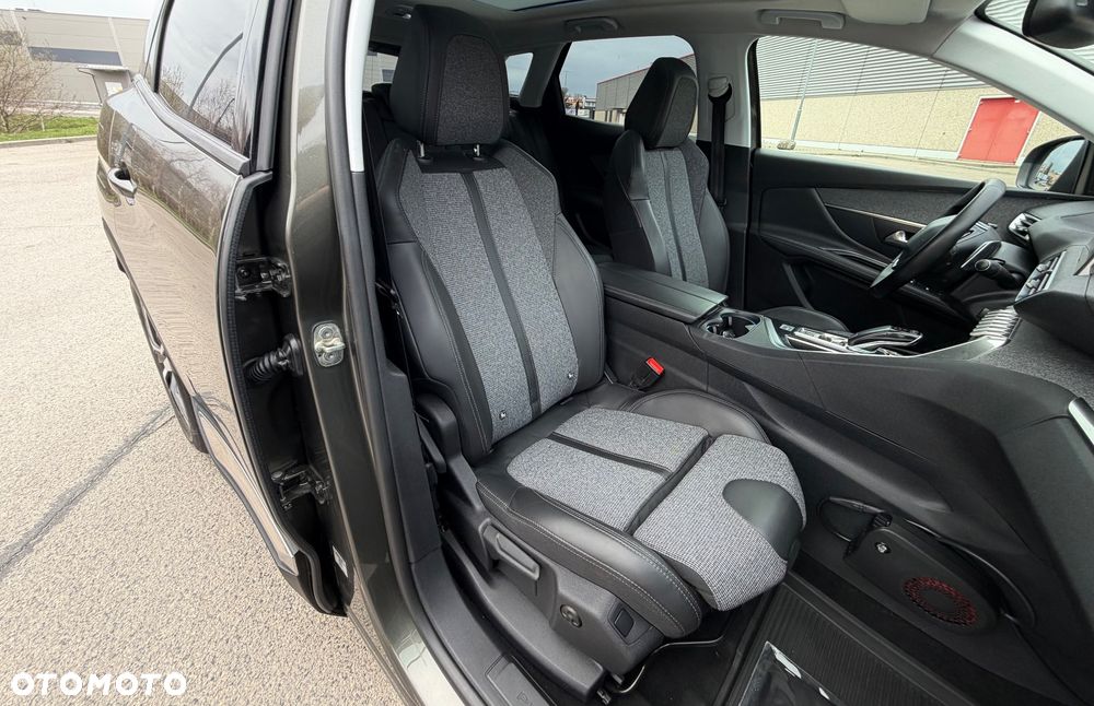 Peugeot 3008 - 22